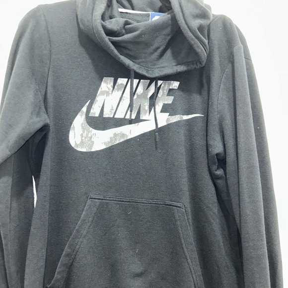 Nike Sweaters - Nike Sweater